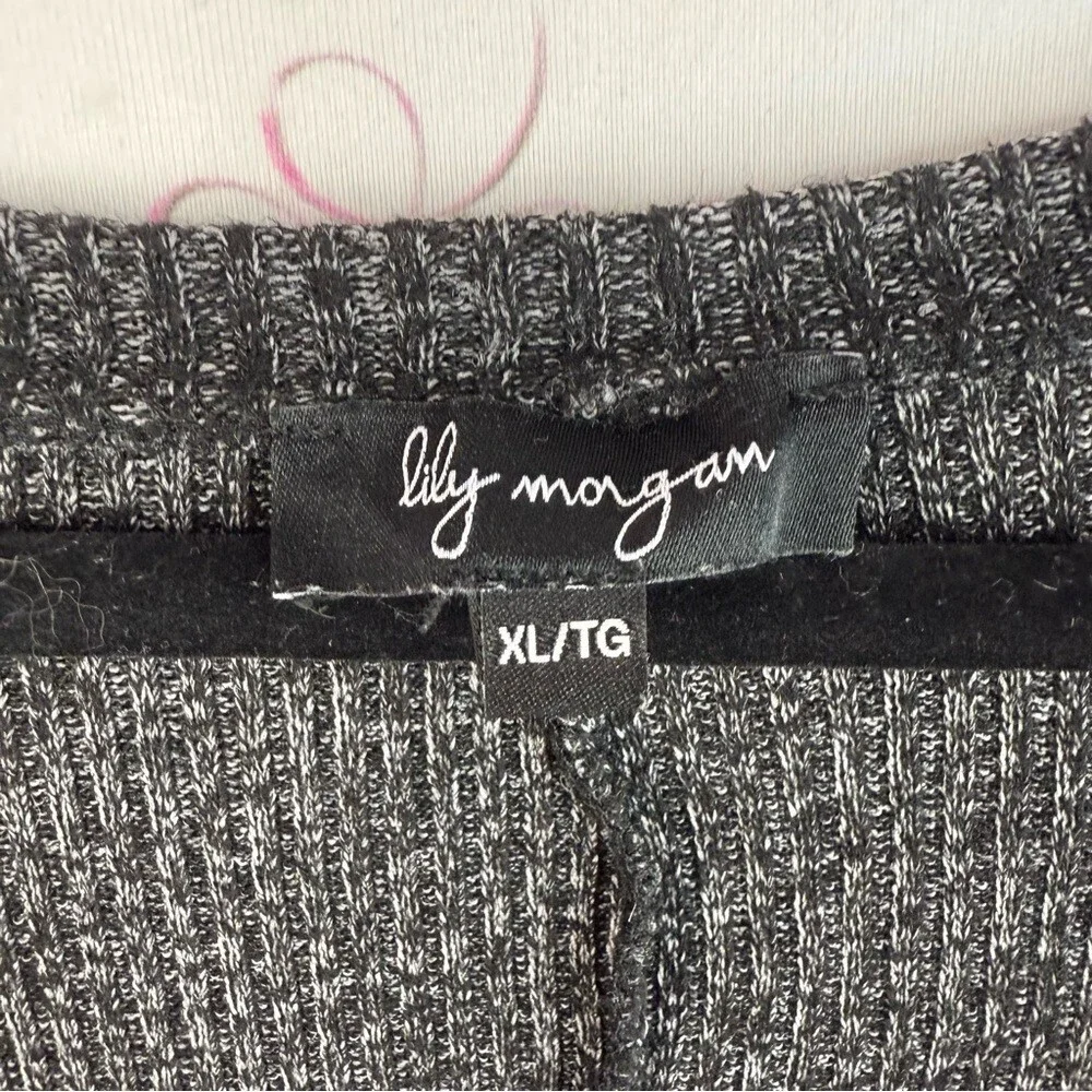 Lily Morgan shirt knit style heathered Black Long Sleeve Knit Top flowy